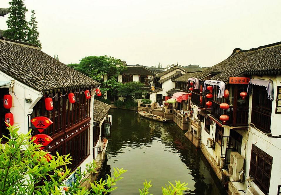 忻府区:马志强在云中路街道慰问老党员困难党员戍边军人家属困难职工